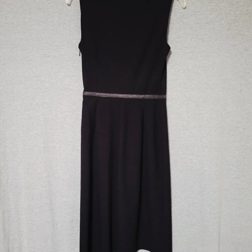 Women's The Limited Sleeveless Black Little Dress with Front Slit Size 2 - Picture 6 of 7